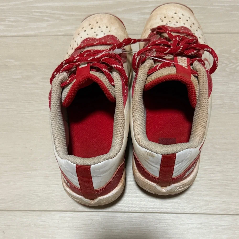 ✨ Nike Kids Red and White Cleats